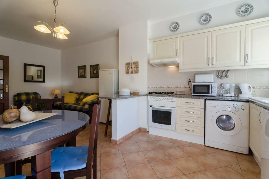 Praia Da Rocha, Algarve Sunny Apartment Portimão Exteriör bild
